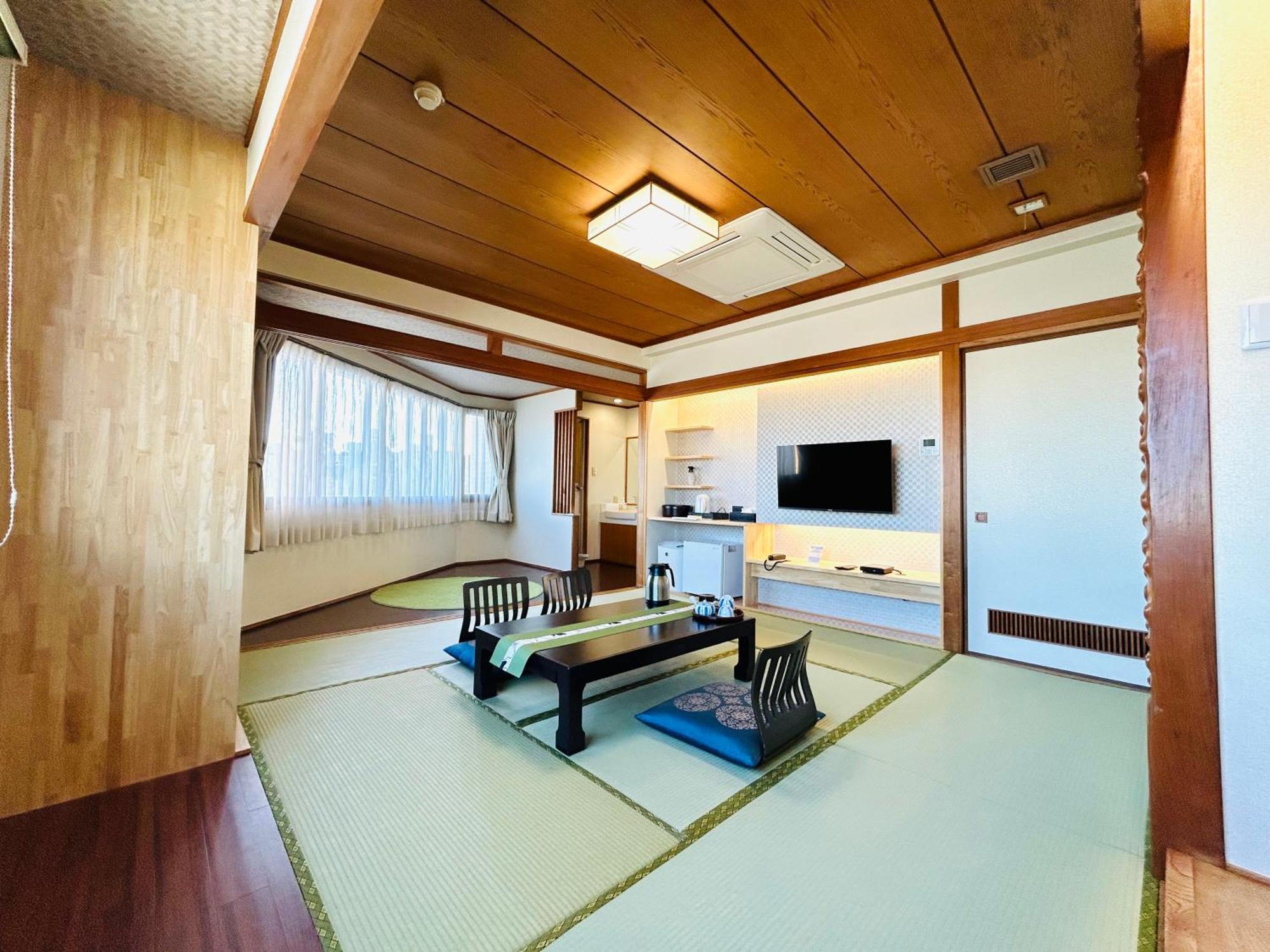 Hotel Takasago Kōchi Zimmer foto